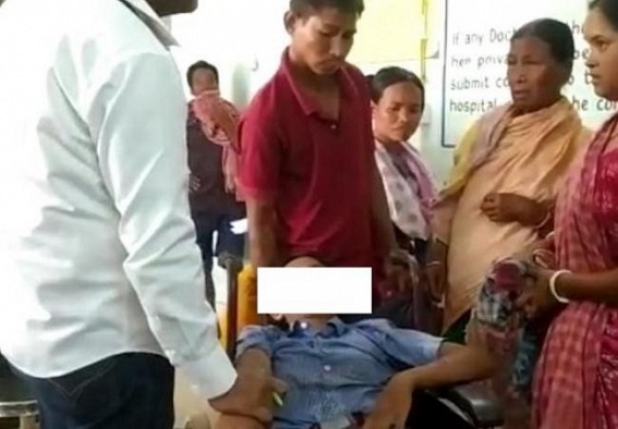 Nesha Mukt Tripura (!!!) Drug addicted man assaulted a school girl on road in Ambassa Nesha Mukt Tripura (!!!) Drug addicted man assaulted a school girl on road in Ambassa